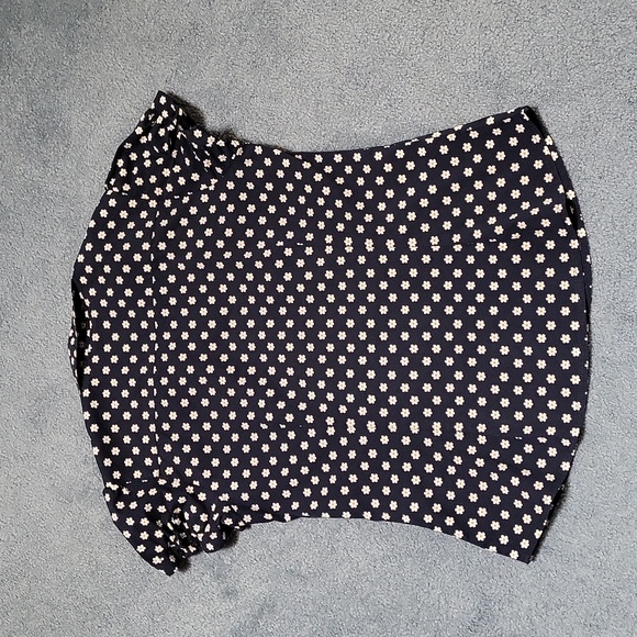 Cute cap sleeve button-up shirt - Picture 4 of 8